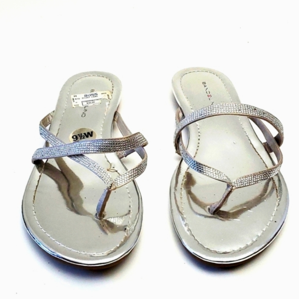 Bandolino Size 9 1/2W Silver Ladies Sandals